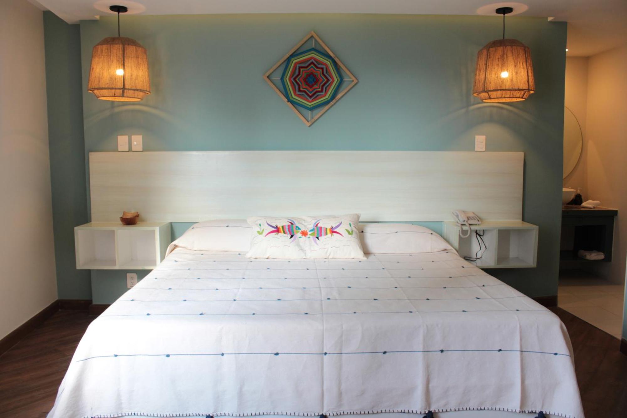 Superior Queen Room,1546702255:JPEG